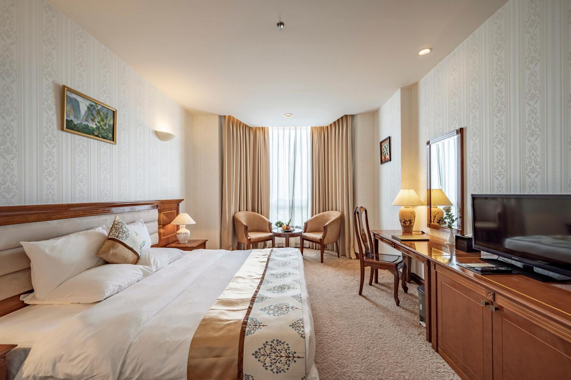 Tan Son Nhat Saigon Hotel Cidade de Ho Chi Minh Exterior foto