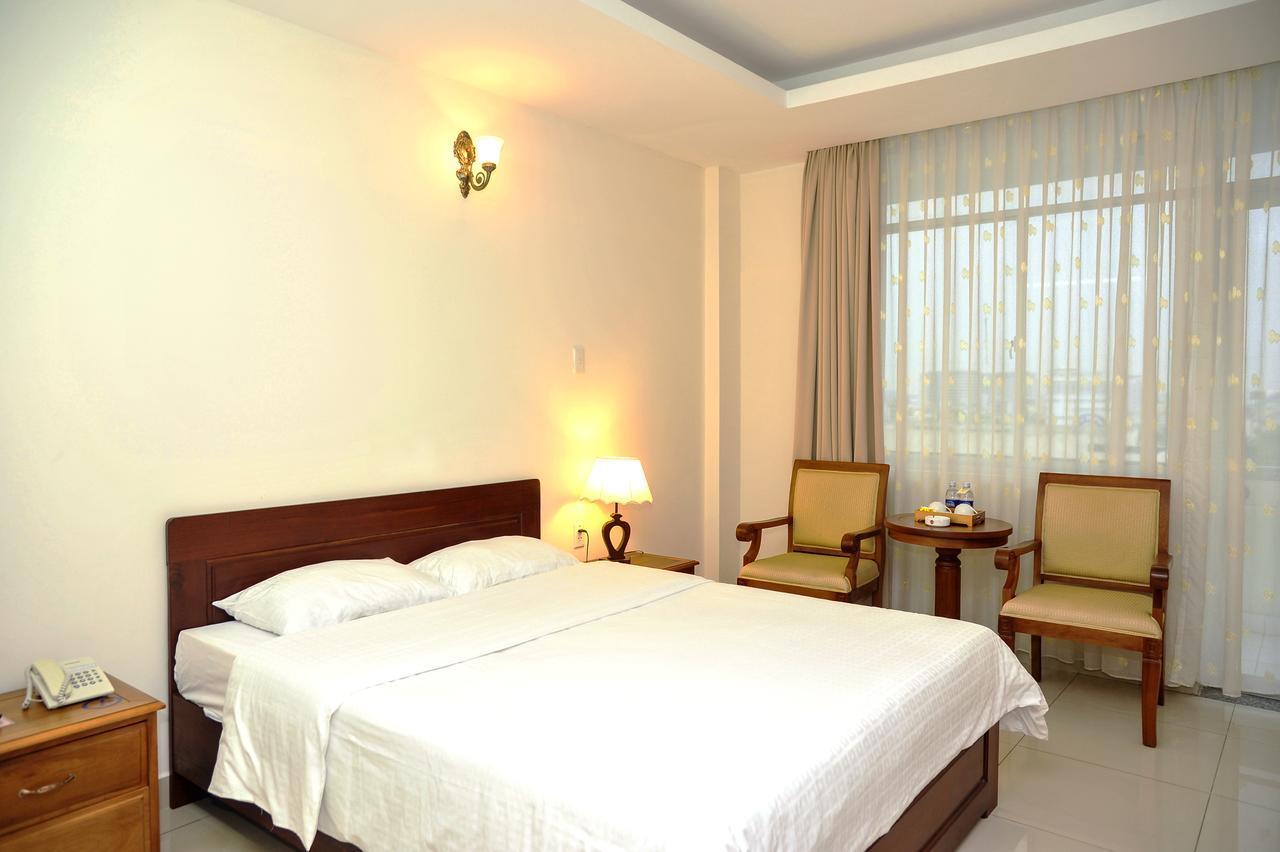 Tan Son Nhat Saigon Hotel Cidade de Ho Chi Minh Exterior foto